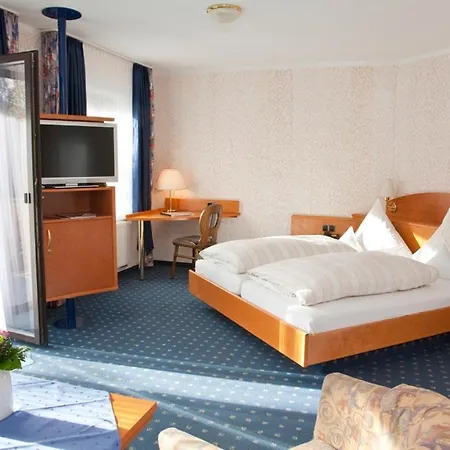 Landkomfort Elsenmann Hotel 3*